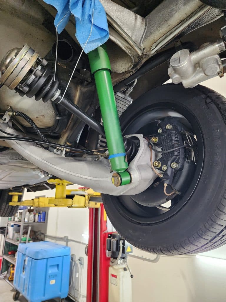 Porsche 930 Dry Ice Cleaning Service Brakes and Suspension After