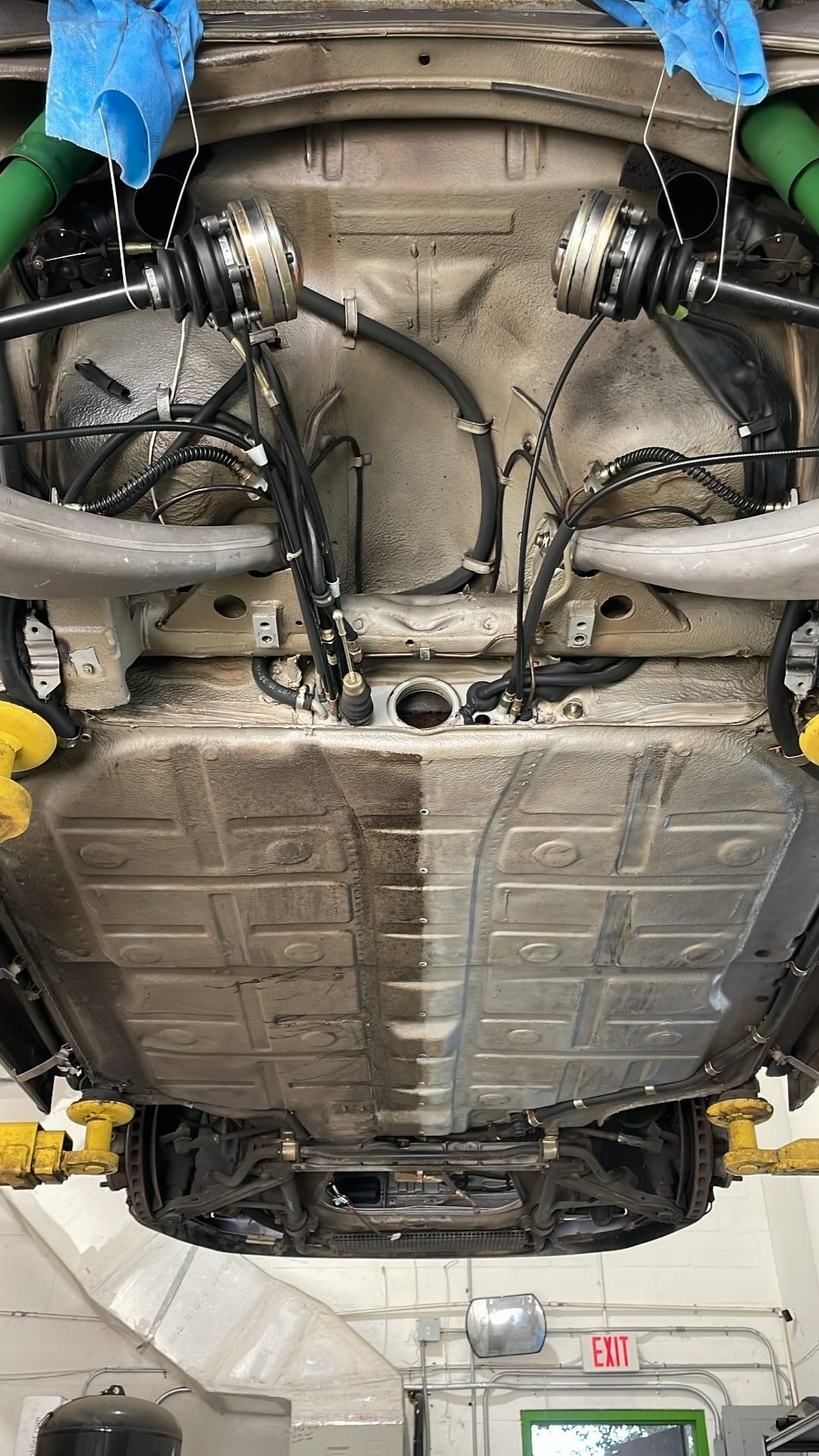 Porsche 930 Dry Ice Cleaning Service Comparison