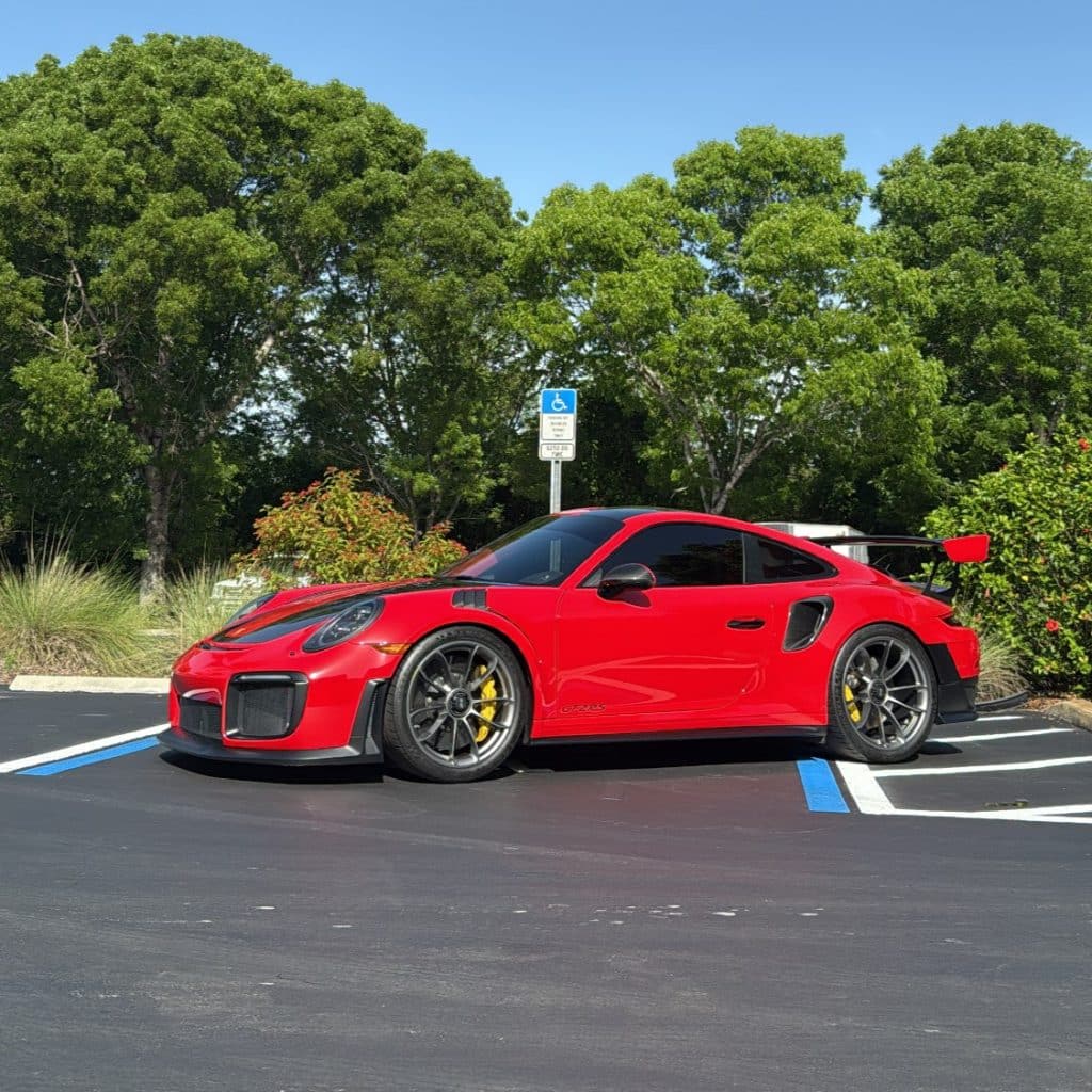 Porsche GT2 RS Side Shot